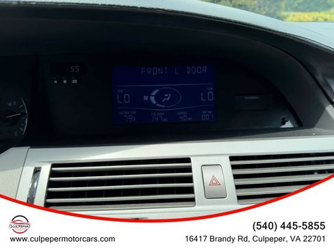 Used 2010 Toyota Avalon XLS FWD image 22