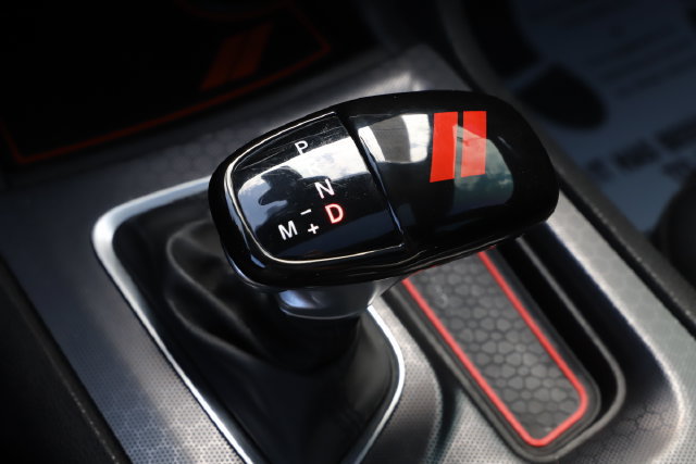 Used 2016 Dodge Charger R/T Scat Pack w/ Beats Audio Group RWD image 31