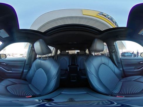 Used 2024 Toyota Highlander XSE image 45