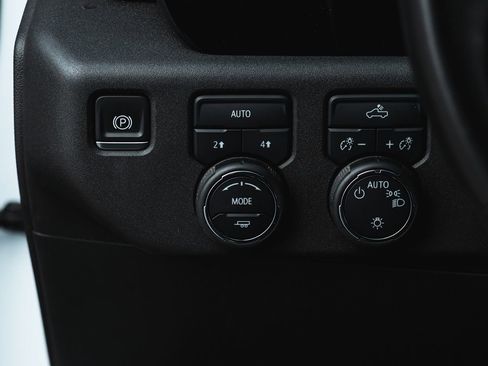 Used 2023 Chevrolet Silverado 1500 LT w/ Protection Package image 24