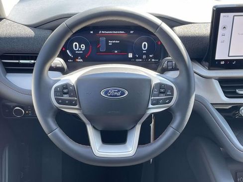 New 2026 Ford Explorer Active RWD image 14