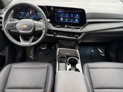 Used 2025 Chevrolet Equinox LT w/ Convenience Package II AWD/4WD image 10