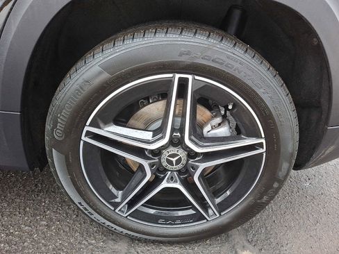 Used 2026 Mercedes-Benz GLB 250 4MATIC image 7