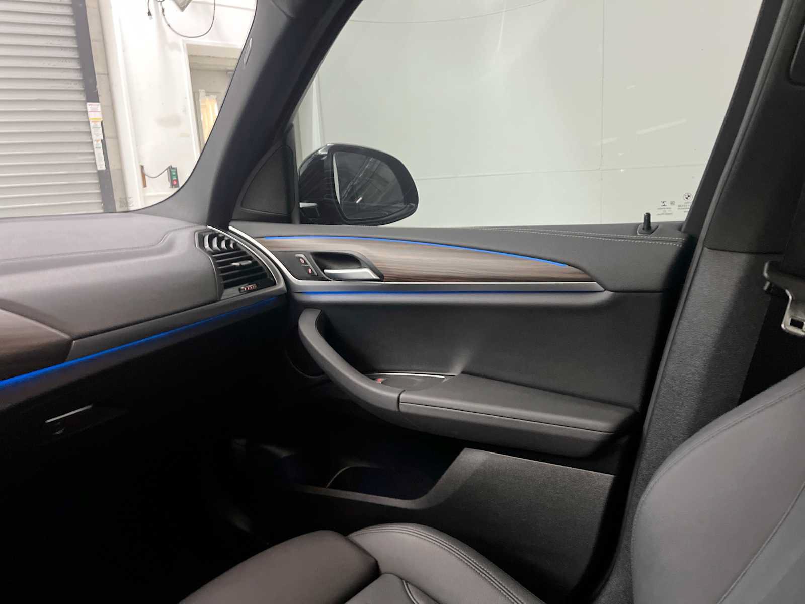 Used 2021 BMW X3 xDrive30e w/ M Sport Package AWD/4WD image 11