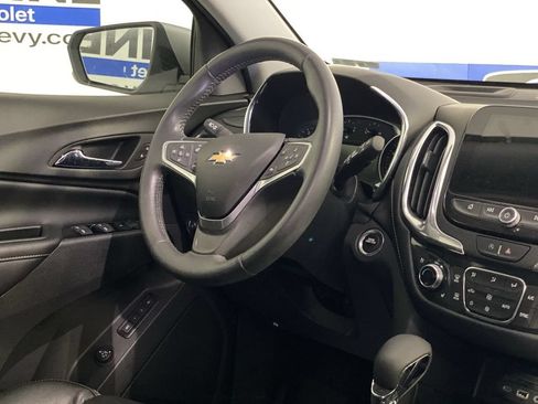 Used 2022 Chevrolet Equinox Premier FWD image 10
