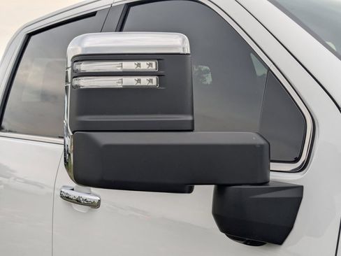 Used 2026 GMC Sierra 2500 Denali Ultimate AWD/4WD image 13