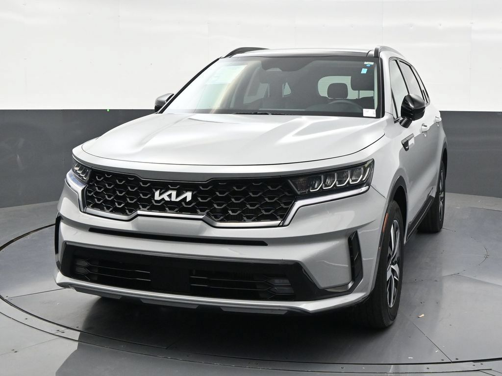 Used 2023 Kia Sorento EX w/ Panoramic Sunroof Package FWD image 8