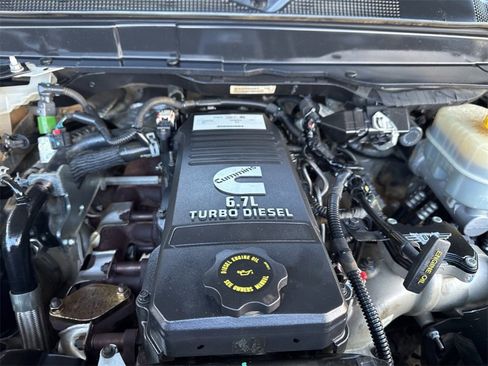 Used 2020 RAM 2500 Laramie image 43