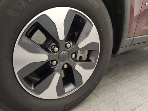 Used 2023 Jeep Grand Cherokee 4WD 4xe image 31