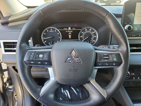 Used 2022 Mitsubishi Outlander SE AWD/4WD image 21