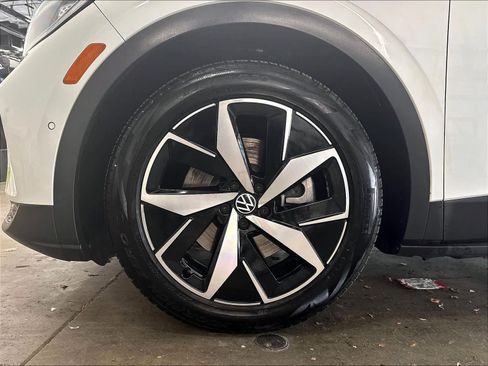 Used 2023 Volkswagen ID.4 Pro S RWD image 36