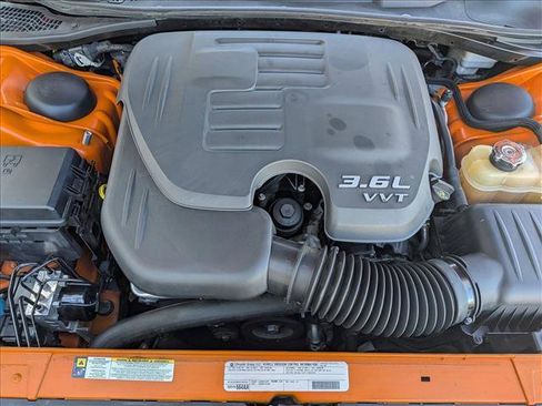 Used 2012 Dodge Challenger SXT image 20