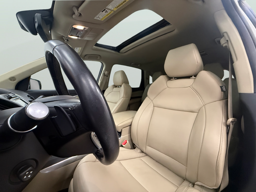Used 2020 Acura MDX FWD image 11