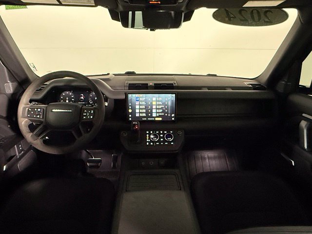 Used 2024 Land Rover Defender 110 Carpathian Edition AWD/4WD image 15