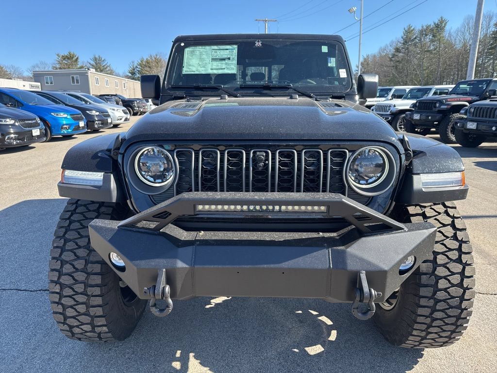 New 2026 Jeep Gladiator Rubicon w/ Technology Group AWD/4WD image 8