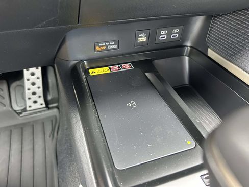 New 2026 Toyota Camry SE FWD image 21