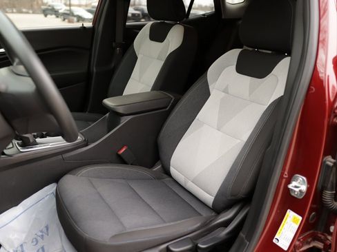 Used 2024 Chevrolet Trax LS w/ LS Convenience Package image 19