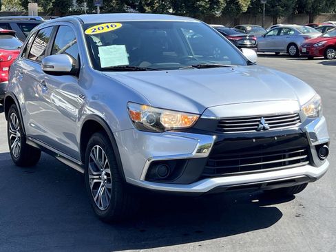 Used 2016 Mitsubishi Outlander Sport ES image 1