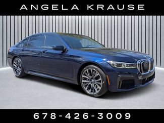 Used 2022 BMW 750i xDrive video 1
