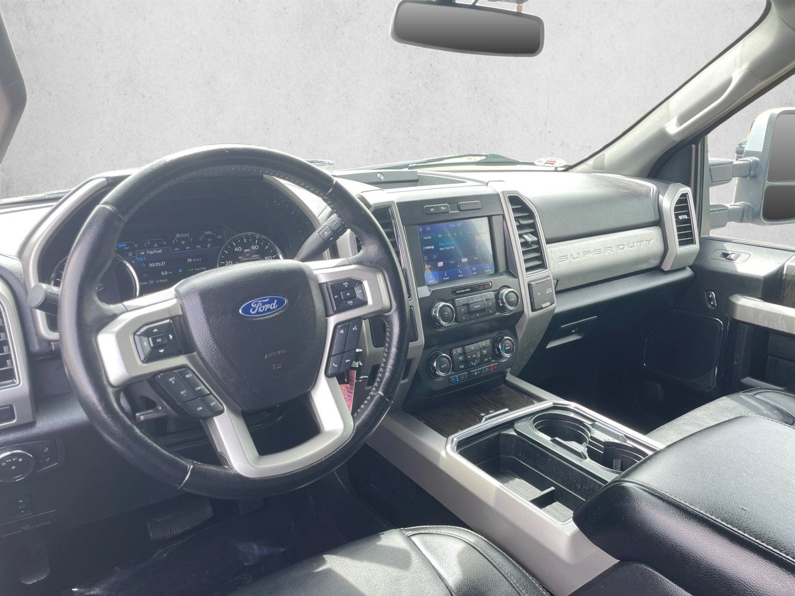 Used 2021 Ford F350 Lariat w/ Lariat Value Package AWD/4WD image 10
