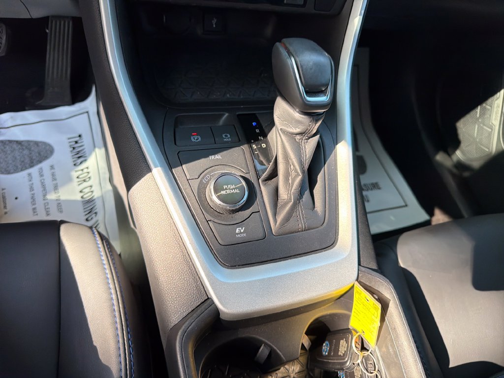 Used 2021 Toyota RAV4 XSE w/ XSE Grade Weather Package AWD/4WD image 23