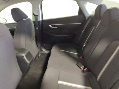 Used 2022 Hyundai Sonata SE FWD image 18