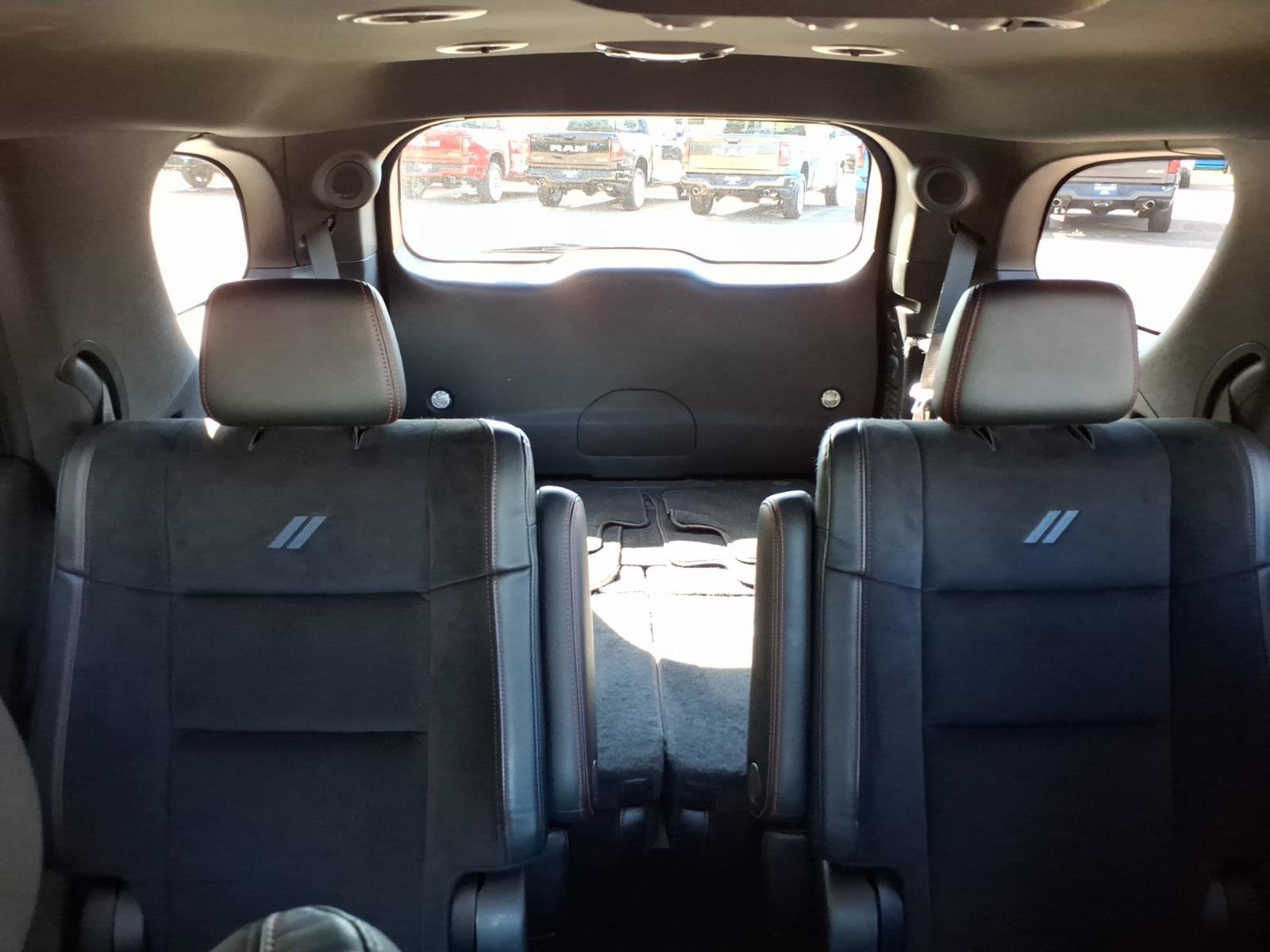 Used 2023 Dodge Durango R/T w/ Tow 'N Go Package AWD/4WD image 20