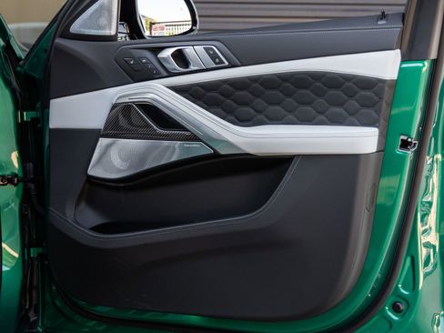 Used 2025 BMW X6 M Competition w/ Executive Package image 43