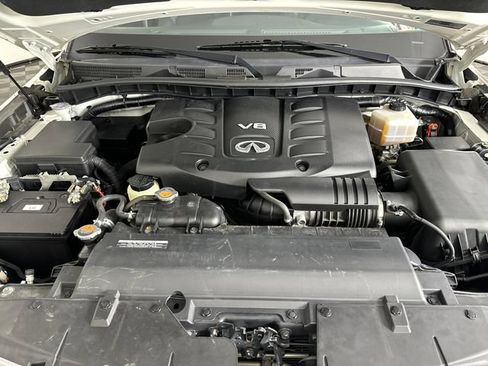 Used 2017 INFINITI QX80 4WD w/ Driver Assistance Package image 37