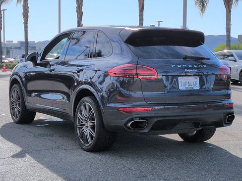 Used 2017 Porsche Cayenne Platinum Edition image 8