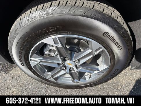 Used 2025 Chevrolet Blazer LT AWD/4WD image 26