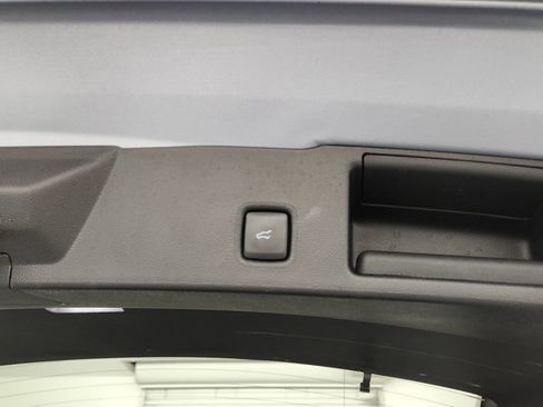 Used 2022 Ford Escape SEL image 22