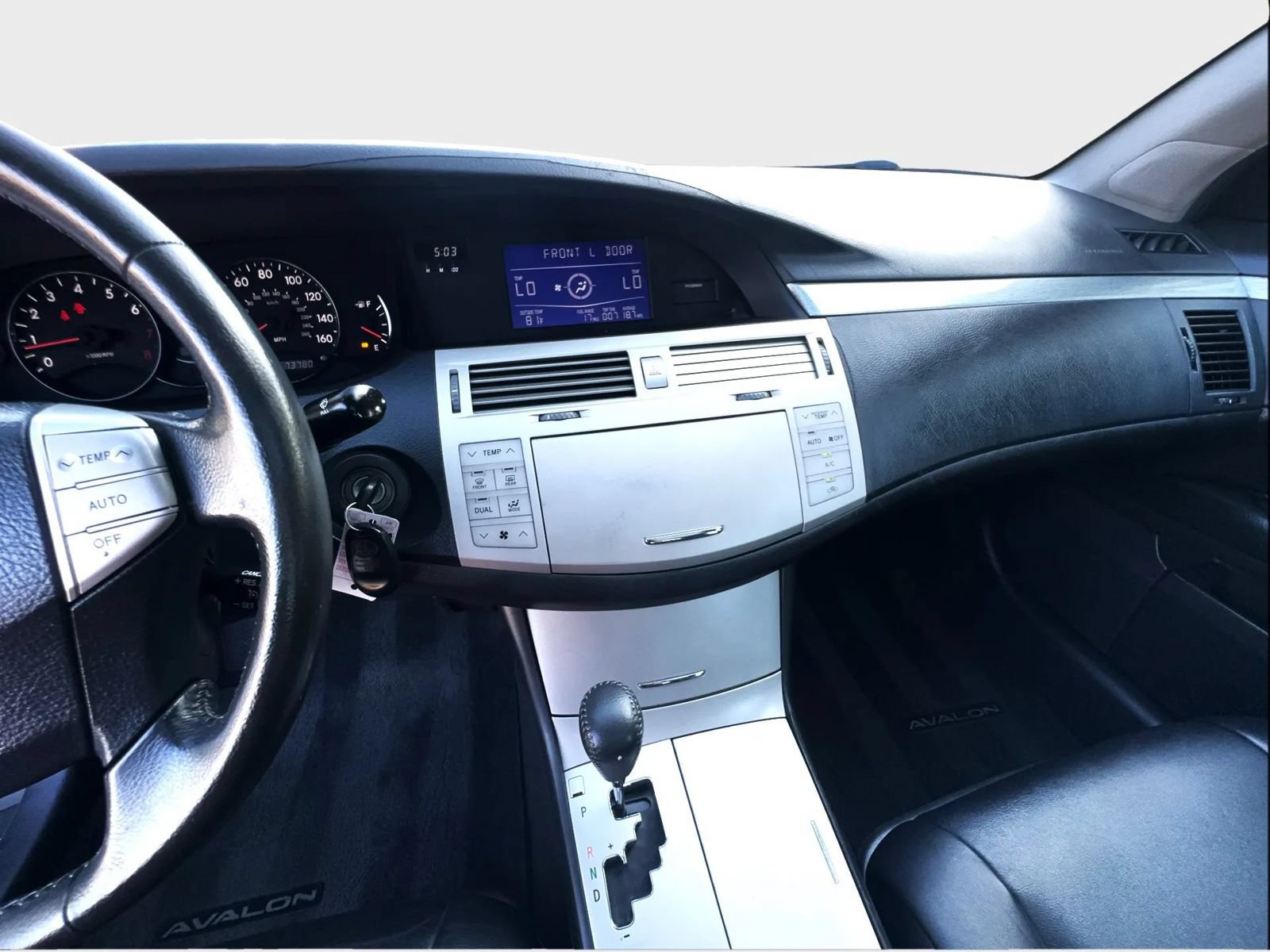Used 2005 Toyota Avalon Touring FWD image 23