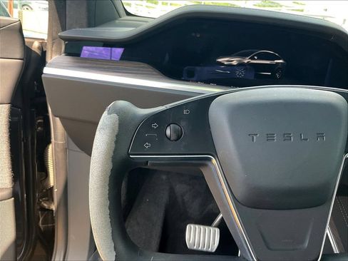 Used 2022 Tesla Model X AWD/4WD image 11