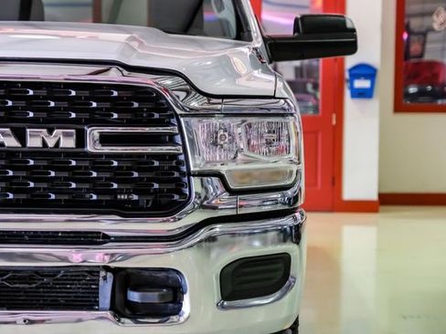 Used 2022 RAM 3500 Lone Star image 44