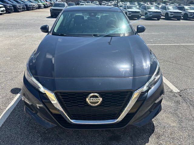 Used 2022 Nissan Altima 2.5 SV FWD image 2