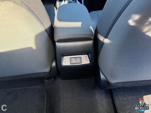 Used 2024 Toyota Corolla LE image 12