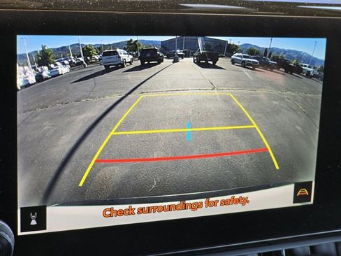 Used 2024 Toyota RAV4 XLE AWD/4WD image 6