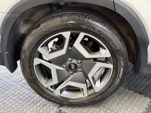 Used 2024 Hyundai Palisade Limited AWD/4WD image 13