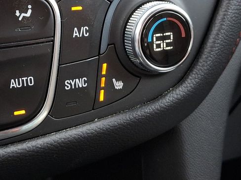 Certified 2022 Chevrolet Equinox RS image 25