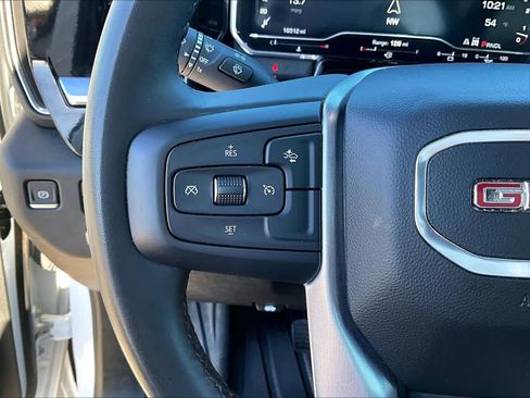 Used 2025 GMC Sierra 2500 SLE image 29