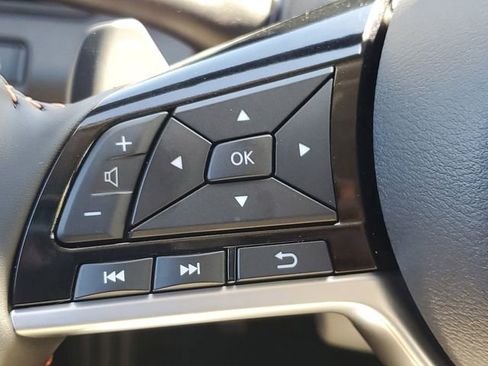 New 2025 Nissan Altima 2.5 SR w/ SR Premium Package image 8