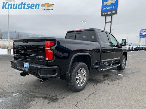 New 2026 Chevrolet Silverado 3500 High Country w/ Technology Package image 7