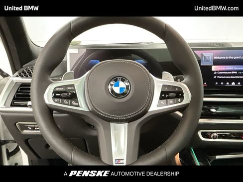 Used 2026 BMW X7 xDrive40i AWD/4WD image 14