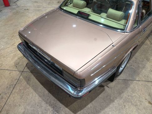 Used 1988 Jaguar XJ Vanden Plas RWD image 20