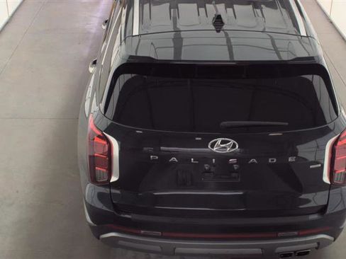 Used 2023 Hyundai Palisade Limited w/ Cargo Package AWD/4WD image 14