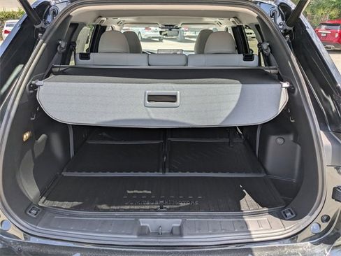 New 2025 Mitsubishi Outlander SE image 12