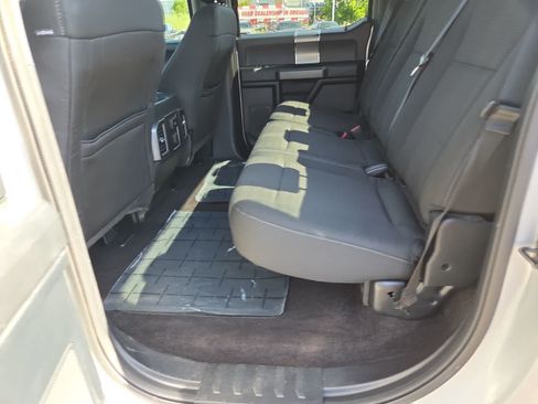 Used 2016 Ford F150 XLT w/ Equipment Group 301A Mid AWD/4WD image 21
