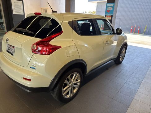 Used 2012 Nissan Juke SL FWD image 10