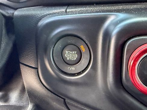 Used 2020 Jeep Wrangler Unlimited Rubicon AWD/4WD image 30